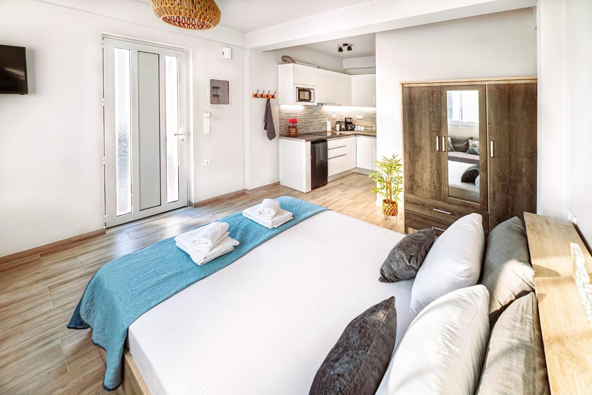 Holiday House Heraklion & Roof Garden Buitenkant foto