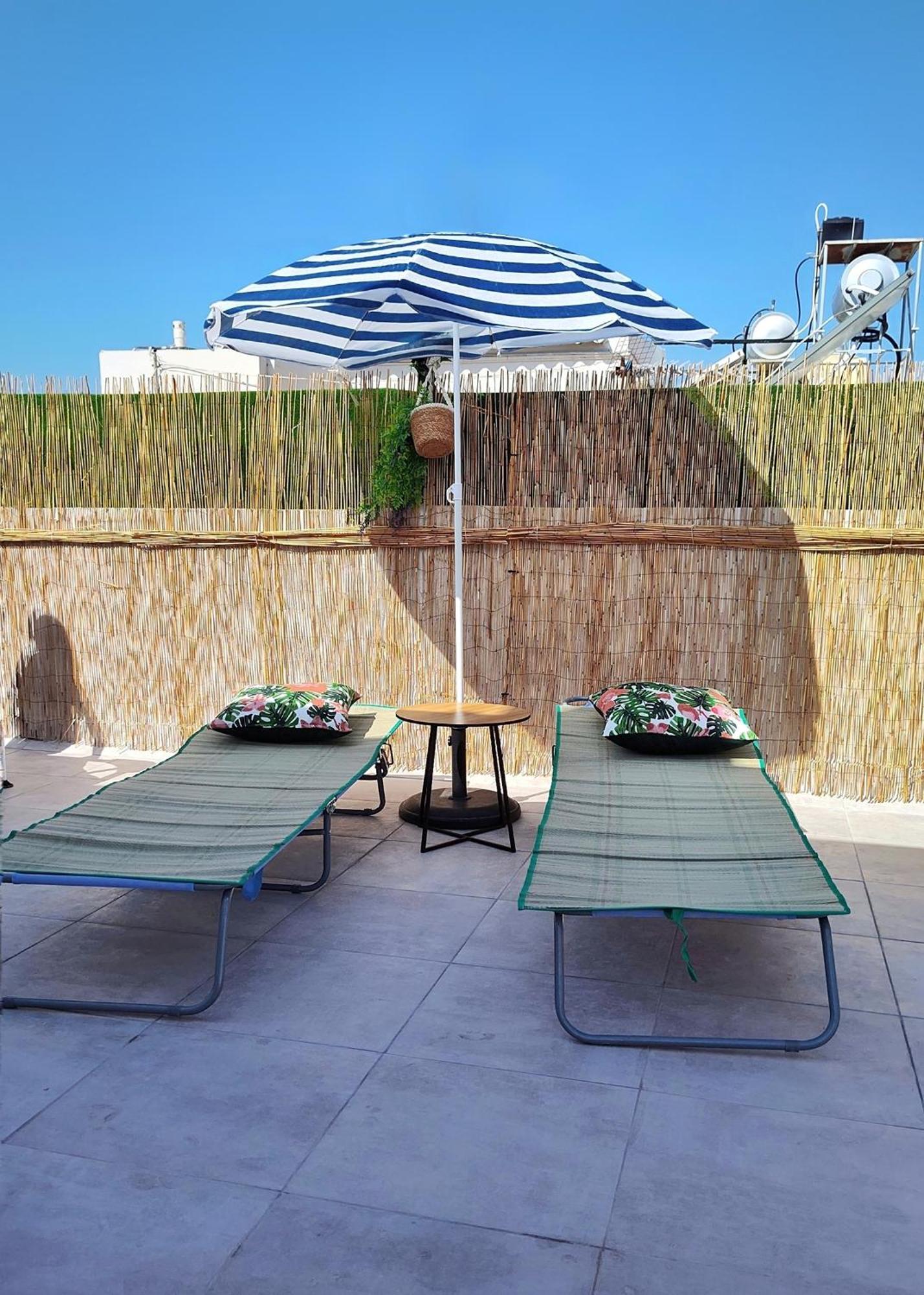 Holiday House Heraklion & Roof Garden Buitenkant foto